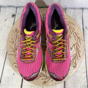 Mizuno Wave Paradox 2 Sneakers Womens 9 Running Pink Yellow Athletic Trainer